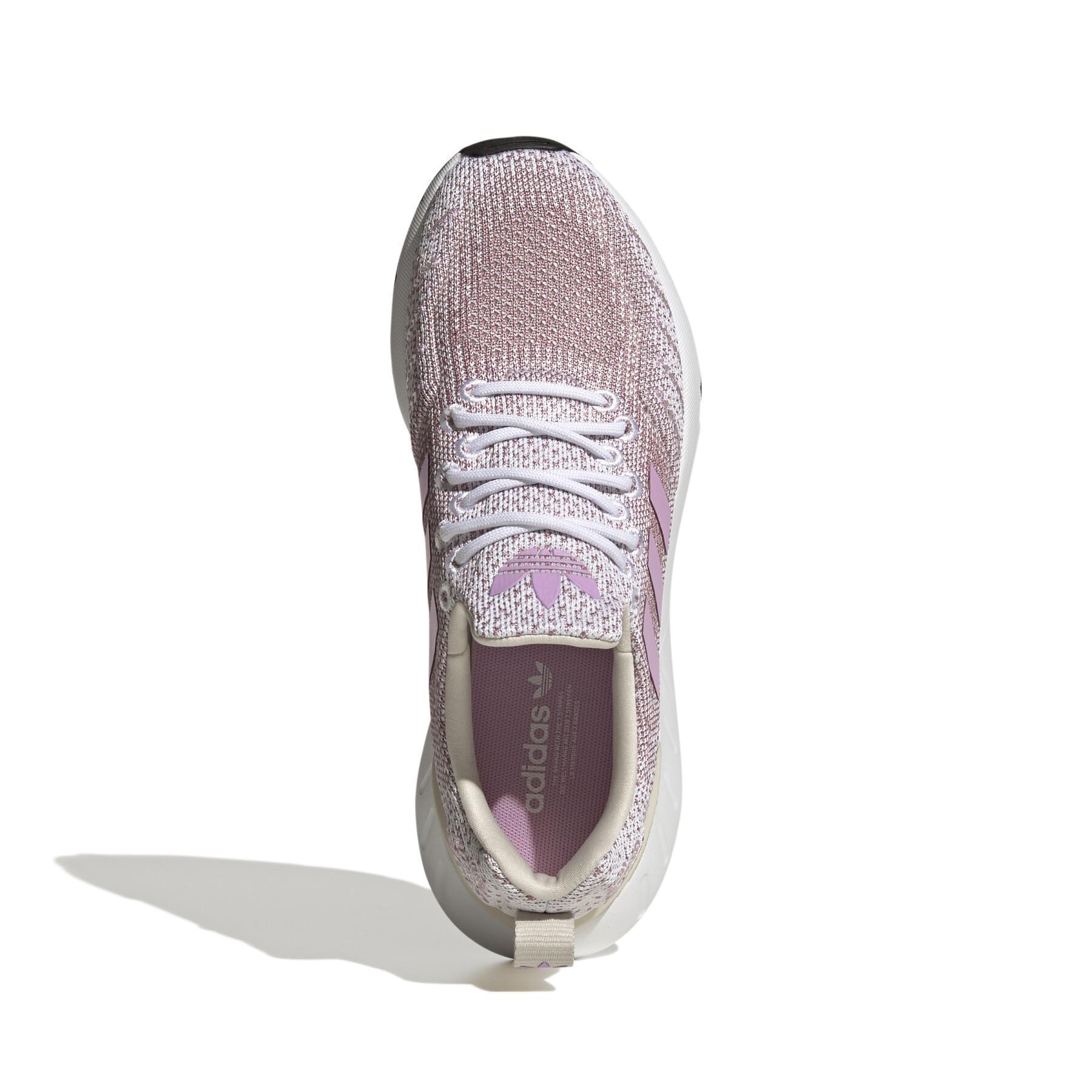 Sneakers für Frauen adidas Swift Run 22